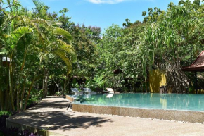 Отель Palm Village Resort & Spa  Siem Reap